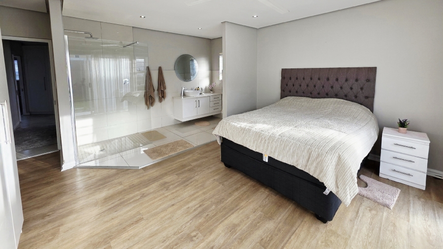 3 Bedroom Property for Sale in Beacon Bay Eastern Cape